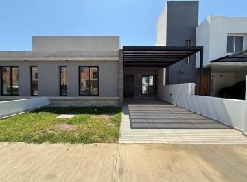Casa de 4 ambientes, Córdoba · Venta. San Ignacio Manantiales. Duplex Planta Unica 2 Dorm. 2 Baños