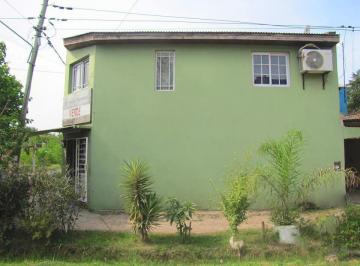 Casa · 196m² · 5 Ambientes · Casa en Venta - 2 Dorm. 2 Baños - 250 m² - Melchor Romero