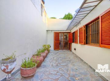 Casa · 199m² · 5 Ambientes · Casa en Venta 5 Amb con Patio en Victoria
