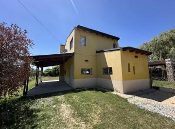 Casa · 109m² · 4 Ambientes · 1 Cochera · Alquiler Casa 3 Dorm. en Tierra Sueños 2