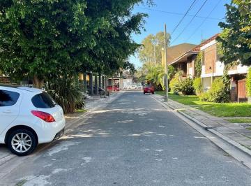 Calle privada · Casa Triplex en Venta en Tigre Centro, G. B. a. Zona Norte, Argentina