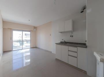 Departamento · 45m² · 2 Ambientes · Venta - Departamento un Dormitorio Contrafrente - Terraza de Uso Común - Barrio Martin