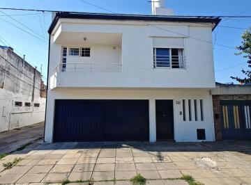 Departamento · 85m² · 5 Ambientes · 1 Cochera · Departamento 2 Dorm. con Cochera B° Jerarquico Salud