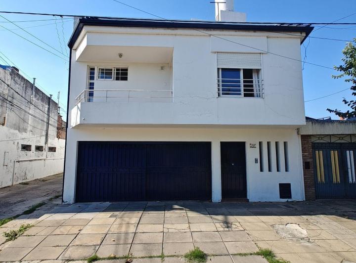 Departamento · 85m² · 5 Ambientes · 1 Cochera