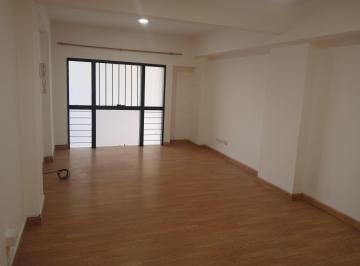 Oficina comercial de 2 ambientes, Mar del Plata · Oficina con Ventana a La Calle. Primer Piso por Escalera.