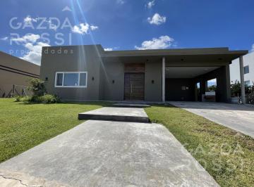 Casa · 186m² · 4 Ambientes · Moderna y Amplia Casa con Piscina en Cruz del Sur, Canning!