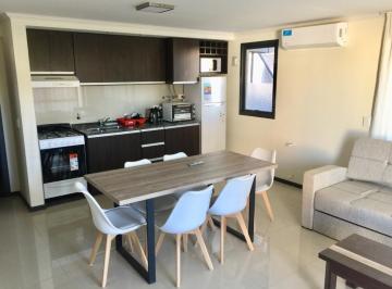 Departamento · 63m² · 2 Ambientes · Departamento Venta, 1 Dormitorio, Terraza Propia, Pileta. Centro, V Carlos Paz.