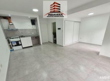 Departamento de 1 ambiente, Tres de Febrero · Hermoso Monoambiente de 31 m² Al Frente con Balcón – Caseros
