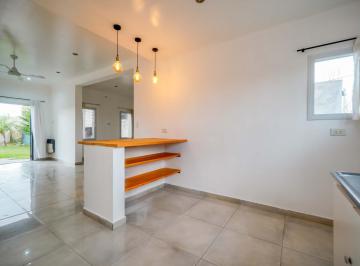 Casa · 77m² · 2 Ambientes · Venta/permuta - Casa - 1 Dormitorio - Tierra de Sueños 2, Roldan.
