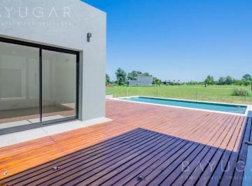 Casa · 210m² · 5 Ambientes · 4 Cocheras · Oportunidad Venta Casa - Medal Country Club / Pilar - a Estrenar