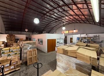Bodega-Galpón · 950m² · Alquiler Galpon Deposito Oficinas Industrial Barracas Caba