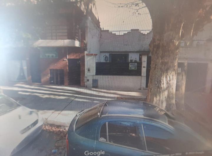 Terreno · 330m² · 10 Ambientes · 1 Cochera
