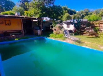 Casa · 139m² · 5 Ambientes · 1 Cochera · Venta Casa en Unquillo con Pileta + Monoambiente