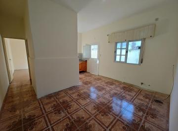 Departamento · 33m² · 2 Ambientes · Excelente Departamento a m de Av Luro y a 6 Cuadras de Las Estación