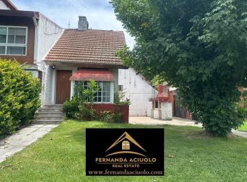 Casa · 55m² · 3 Ambientes · Duplex en Venta en Club Csis