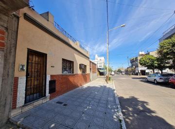 Casa · 70m² · 4 Ambientes · Apta Crédito Casa 3 Dorm C/patio y Trza, 8,66 X 17,32