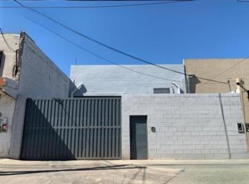 Bodega-Galpón · 450m² · Galpón en Alquiler Ituzaingo