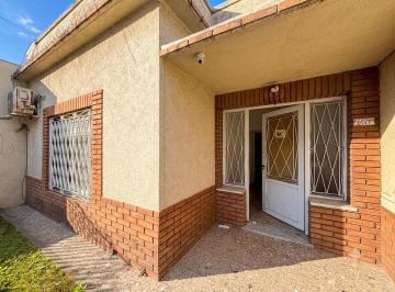 Casa · 170m² · 3 Ambientes · 1 Cochera · Casa 3 Amb. Ramos Mejía