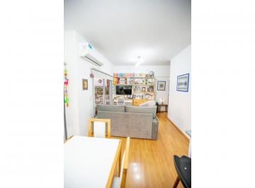 Casa · 50m² · 2 Ambientes · Oportunidad! 2 Ambientes con Lavadero en El Centro de San Martín
