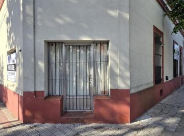 Local comercial · 101m² · 4 Ambientes · Casa con Local Amplio a Refaccionar en Venta Quilmes Centro