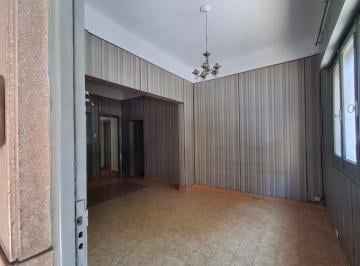 Departamento · 90m² · 4 Ambientes · 1 Cochera · Venta Departamento de 2 Dorm. en Alberdi