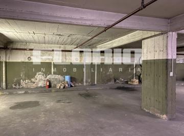 Garage · 12m² · 1 Cochera · Cochera Cubierta en Olivos a m de Av Maipú