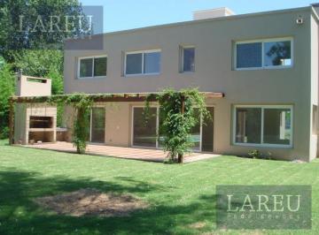 Casa · 300m² · 6 Ambientes · Casa en Venta con Renta - Bosque Chico