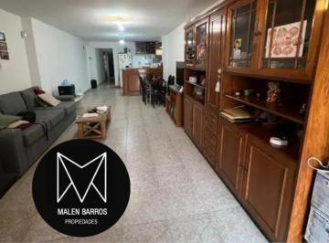 Casa · 98m² · 3 Ambientes · 1 Cochera · Chalet - Casa 3 Ambientes