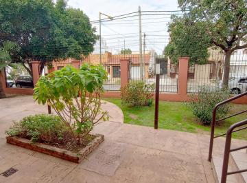 PH · 38m² · 2 Ambientes · 1 Cochera · PH en Villa Granaderos de San Martín