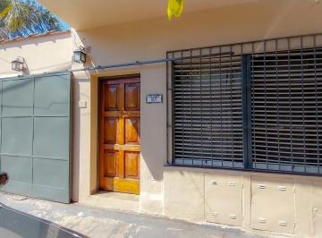 PH · 42m² · 3 Ambientes · 1 Cochera · PH en Venta - San Martin