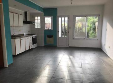 Departamento · 65m² · 3 Ambientes · Duplex en 523 Entre 4 y 5