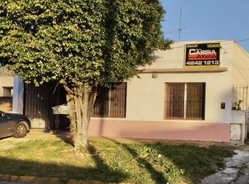 Casa · 120m² · 3 Ambientes · 2 Cocheras · Casa - Temperley
