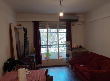 Departamento · 99m² · 4 Ambientes · Apto Credito. Venta Depto Semipiso 3 Dorm. Contrafrente Balcón Bajas Expensas