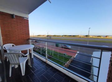 Departamento · 30m² · 1 Ambiente · Apartamento - Playa Brava. Primera Linea. Vista Al Mar