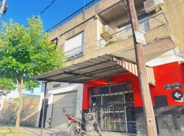 Casa de 5 ambientes, Lanús · Venta Casa 5 Ambientes C/cochera Lanus Oeste Apto Credito - Permuta