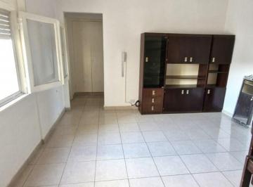 Departamento de 2 ambientes, Monte Castro · Departamento 2 Ambientes - Monte Castro - Bajas Expensas Apto Credito Muy Luminoso. Venta