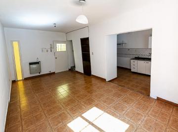 living comedor · Excelente Duplex Interno, Amplio y con Cercanias a Bv. Pelegrini y L. y Planes
