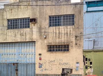 Depósito de 3 ambientes, Avellaneda · Depósito de 265 m² Ubicado en Crucesita, Avellaneda