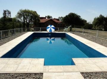 Casa · 210m² · 6 Ambientes · 4 Cocheras · Excelente Complejo Turistico - San Luis - Los Molles
