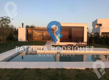 Casa · 190m² · 4 Ambientes · 1 Cochera · Casa en Venta en Santo Domingo Barrio Privado