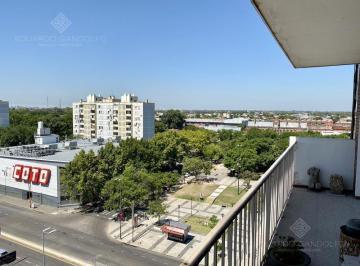 Departamento · 131m² · 4 Ambientes · 1 Cochera · 4 Ambientes con Cochera a m de La Avda y del Fcgr - Actualmente Alquilado.