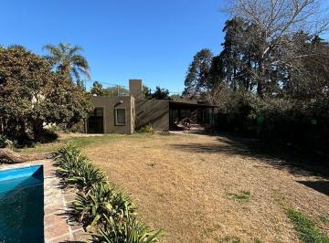 Casa · 150m² · 3 Ambientes · 2 Cocheras · Casa en Venta en Villa Allende Golf