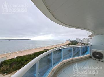 Departamento · 170m² · 5 Ambientes · 1 Cochera · Departamento en Venta 3 Dorm. y Dependencia Primera Fila Al Mar Piscina Gym Parrillero