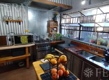 Casa · 92m² · 3 Ambientes · Venta de Casa de 3 Ambientes con Patio en Lanús Oeste