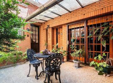 Casa · 313m² · 5 Ambientes · 1 Cochera · Venta Casa 4 Dorm. Terraza Garage Boedo