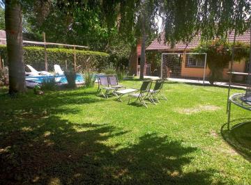 Casa · 145m² · 5 Ambientes · 1 Cochera · Casa en Venta en Tortuguitas, Malvinas Argentinas