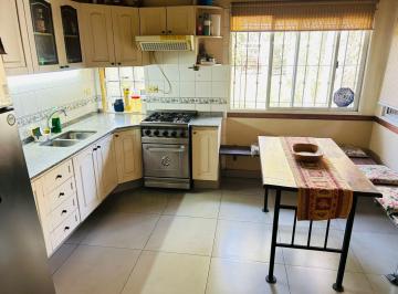 Casa · 145m² · 5 Ambientes · 1 Cochera · Casa en Venta en Tortuguitas, Malvinas Argentinas