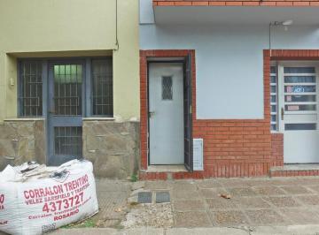 Casa · 42m² · 2 Ambientes · · Casa · Pasillo · Unico · No PH · Pasco y Cafferata