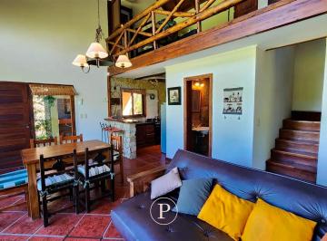 Casa · 75m² · 3 Ambientes · Cabañas en La Peregrina