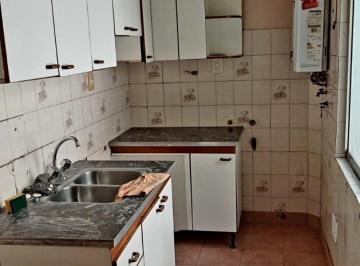 Departamento de 3 ambientes, Lomas de Zamora · Venta Departamento 3 Ambientes en Banfield Este